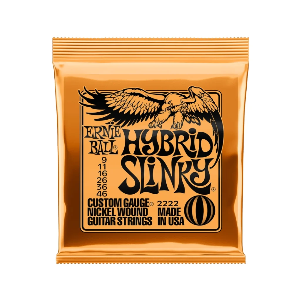 Empaque frontal de las cuerdas Ernie Ball Hybrid Slinky calibre híbrido 09-46 para guitarra eléctrica en color naranja.