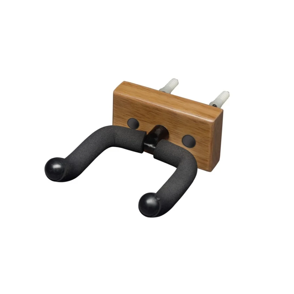Soporte de pared Stagg GUH-WN REC para guitarra con base rectangular de madera y brazos acolchados.